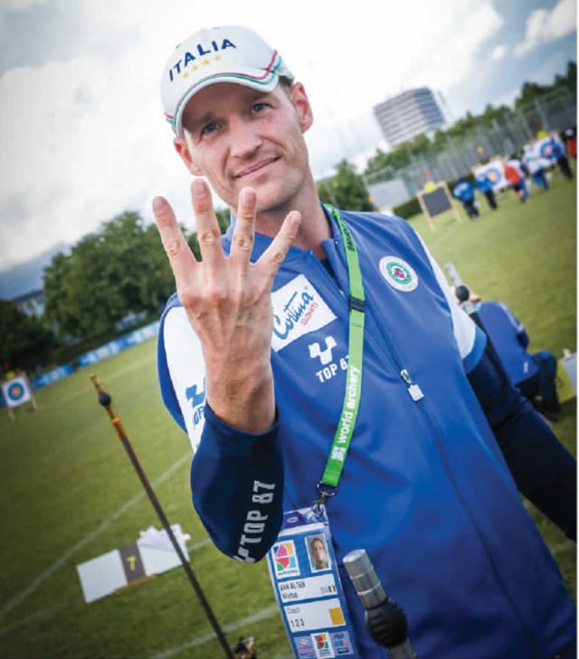 arcieri_1_2007_web_300_15_0002